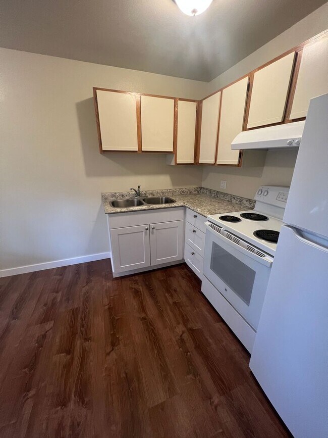 Foto del edificio - 2814 N Center St