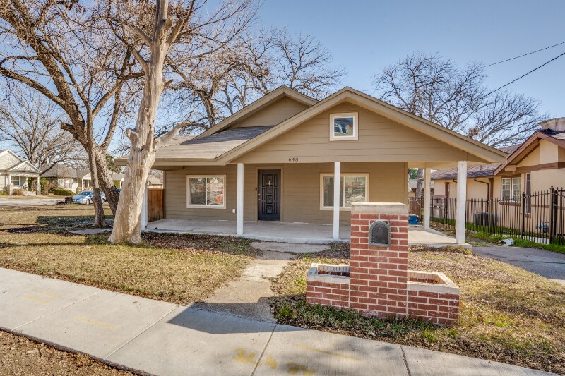 Photo - 648 N Tyler St (Dallas, TX)