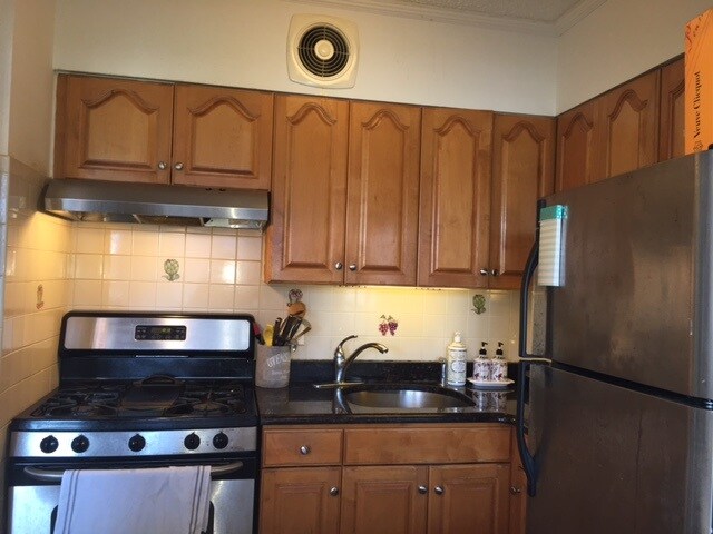Primary Photo - 1306 33rd Ave