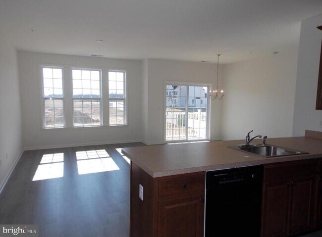 Foto del edificio - 40 Foulkes Ln