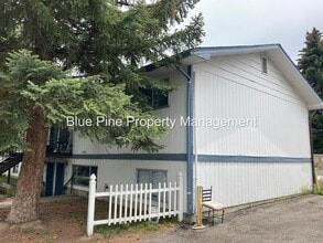 Building Photo - 1474 Benton St