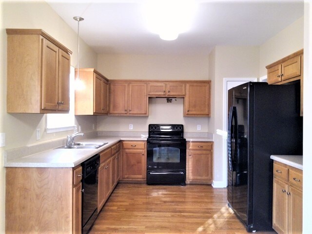 Building Photo - 7008 Masonboro Drive