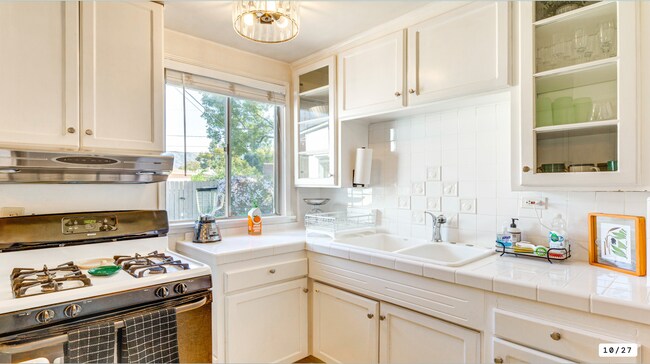 Foto del edificio - 506 N Rosemary Ln
