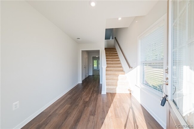 Building Photo - 8851 Foxway Rdg Ln