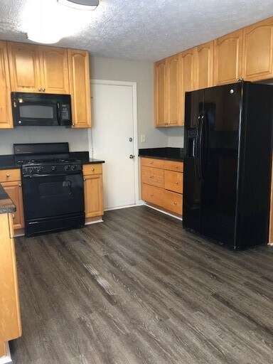 Foto del edificio - Newly Renovated 3br/2ba Ranch - Move-In Re...