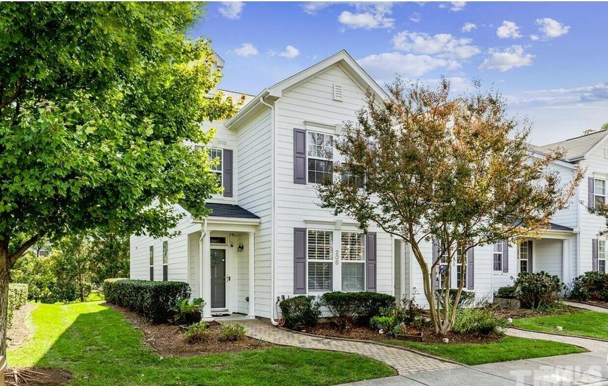 208 Duck Mill Cir, Cary, NC 27519 Townhouse for Rent in Cary, NC