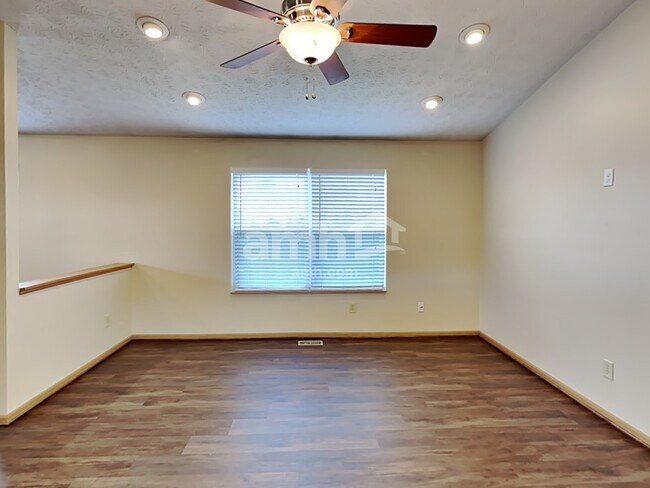 Building Photo - 1350 Randan Drive