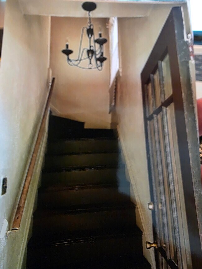 Foto del edificio - 735 E Mitchell Ave