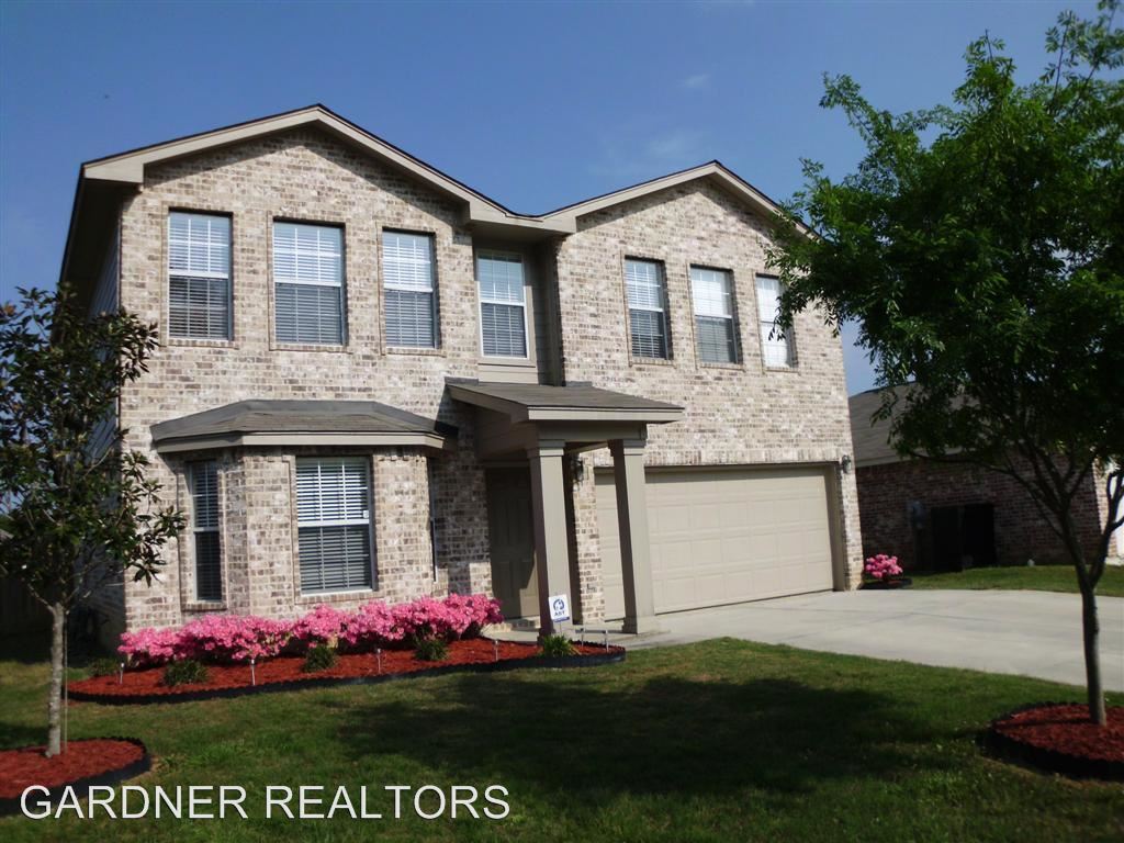 Primary Photo - 10256 English Manor Dr