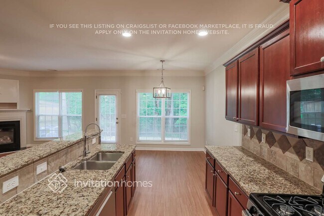 Foto del edificio - 12881 Deer Park Ln