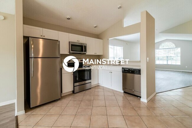 Foto del edificio - 4 Bedroom Pet-Friendly Home in Orlando, FL...