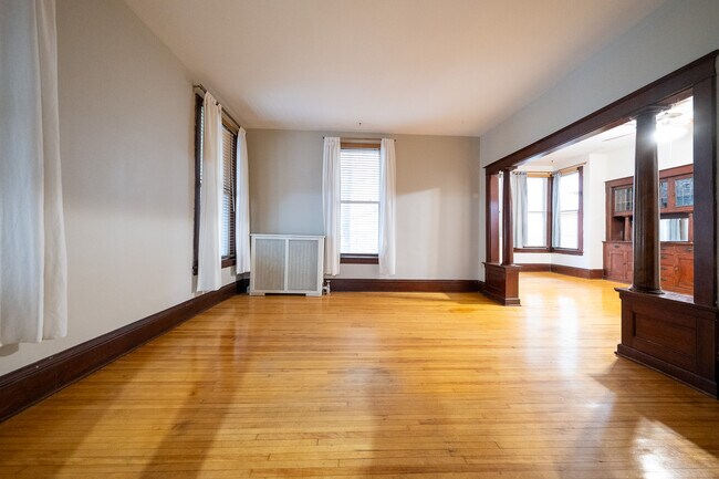 Foto del edificio - 3116 Humboldt Ave S