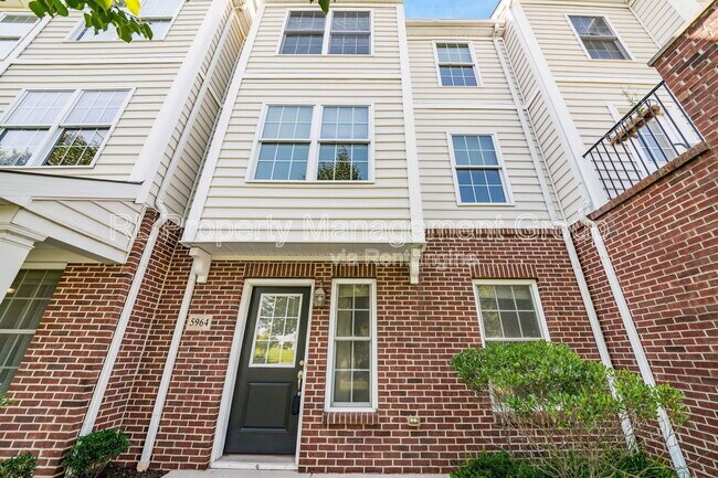 Foto del edificio - 5964 Woodshire Dr