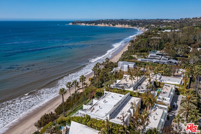 Foto del edificio - 27420 Pacific Coast Hwy