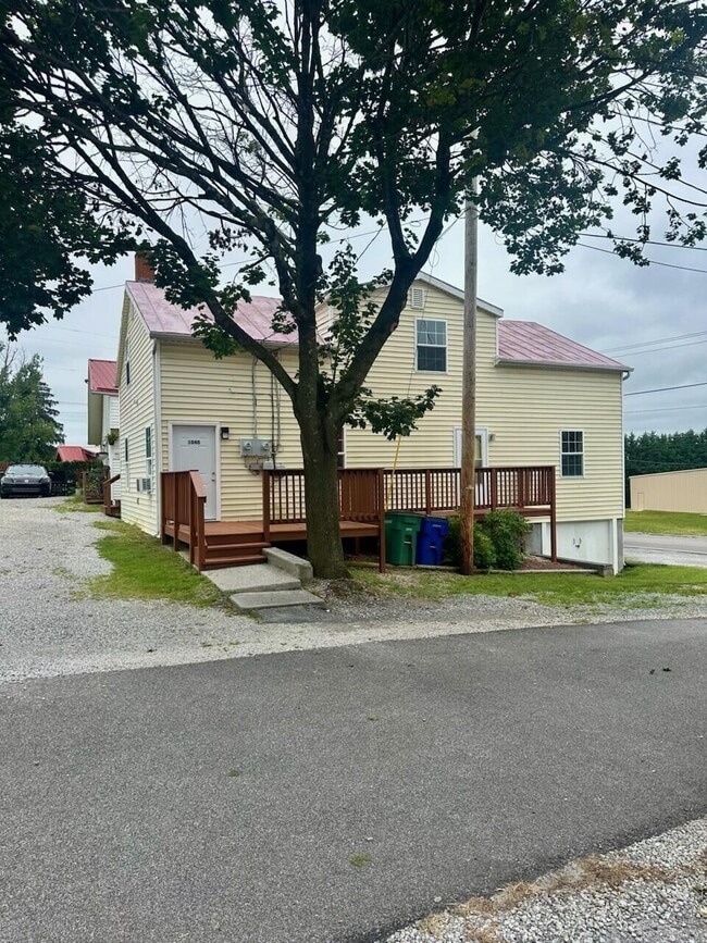 Building Photo - 1038 Radford St