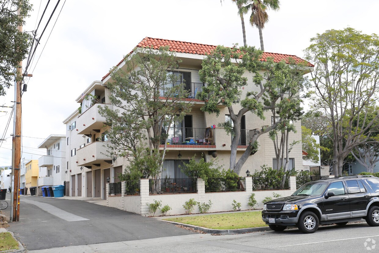 Foto principal - 1321 California Ave