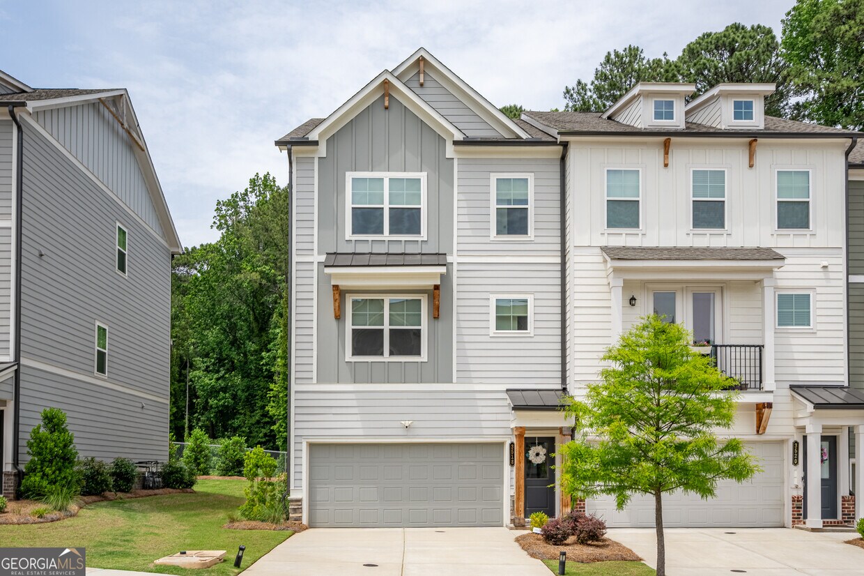 Foto principal - 3518 Mount Blue Ave