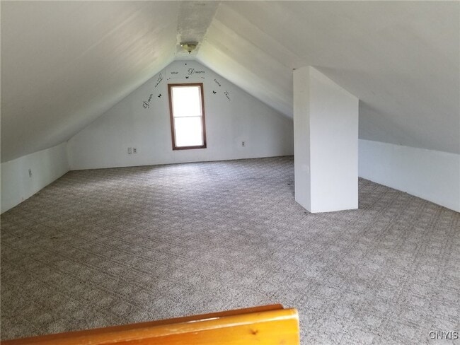 Foto del edificio - 6404 E Taft Rd