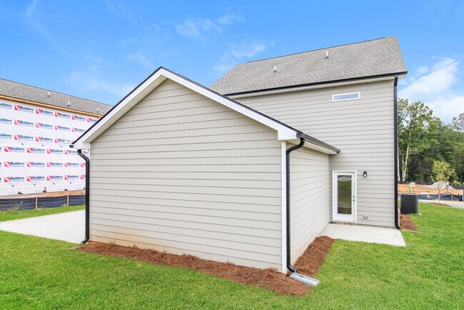 Photo - Fantastic 4bd/2.5ba home! Let yourself in!