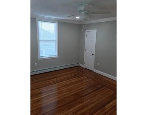 Foto del edificio - 183 Maple St