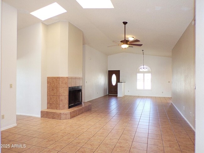 Building Photo - 4441 S Pueblo Ave