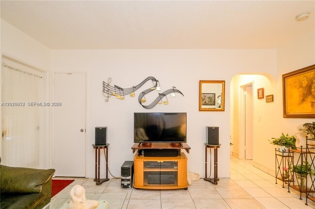 Foto del edificio - 1716 N 16th Ct