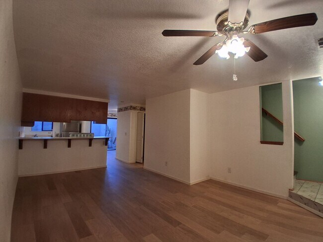 Foto del edificio - 4045 Dale Rd