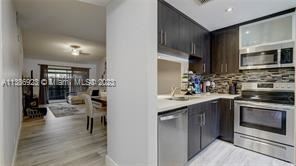 Foto del edificio - 3 br, 2.5 bath House - 110 SW 97th Ave