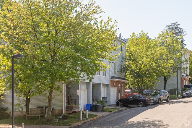 Foto del edificio - 406 Aspen Knolls Way