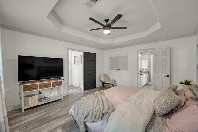 Foto del edificio - 3215 Canterbury Ln