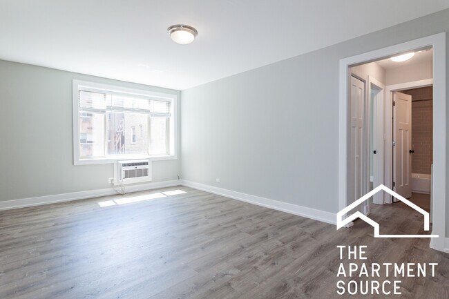 Foto del edificio - 529 W Surf St