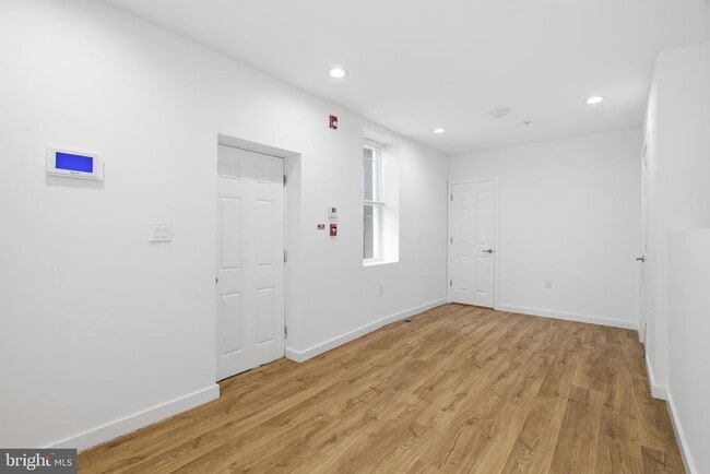 Foto del edificio - 2162 E York St