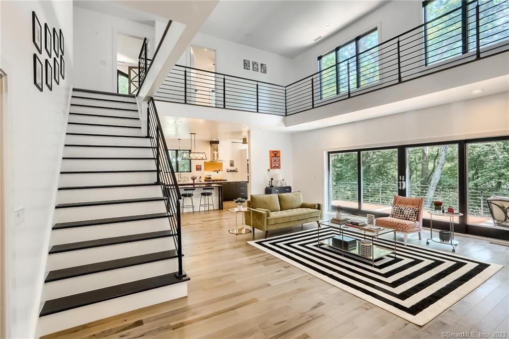 Foto principal - 25 Overidge Ln