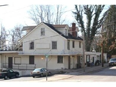 Primary Photo - 154 Miami Ave