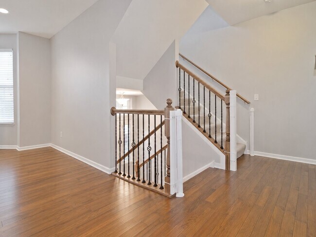 Foto del edificio - 1641 Dogwood Ln