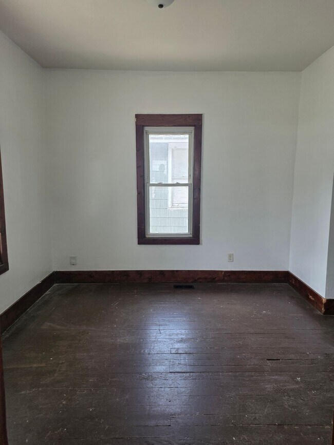 Foto del edificio - 2 Bedroom 1 Bath Home $1000.00