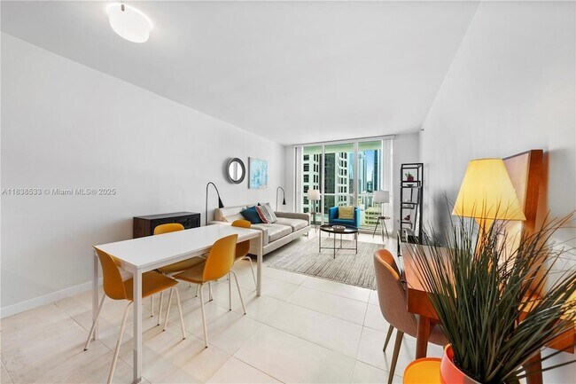 Foto del edificio - 55 SE 6th St