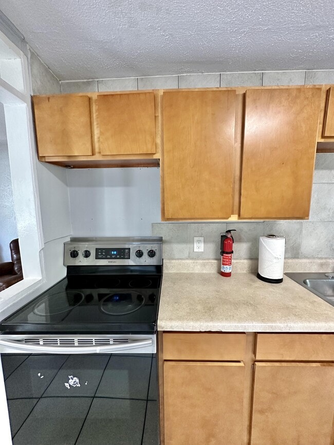 Foto del edificio - 709 E 129th Ave