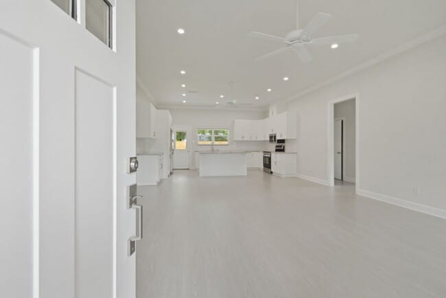 Building Photo - 3418 Shadowcrest Ln