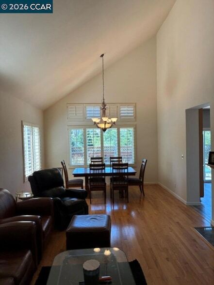 Foto del edificio - 917 Arrowhead Terrace
