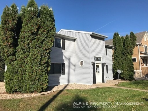 Building Photo - Great 1 Bed/1 Bath For Rent on East Side!!