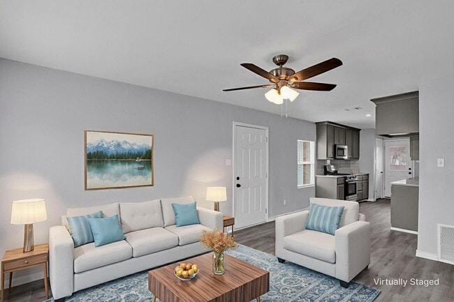 Photo - 219 Loma Dr House