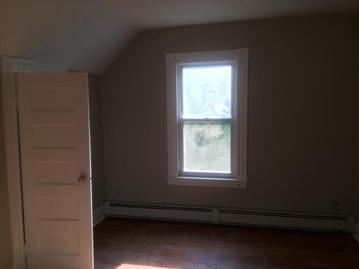 Building Photo - 335 S Main St