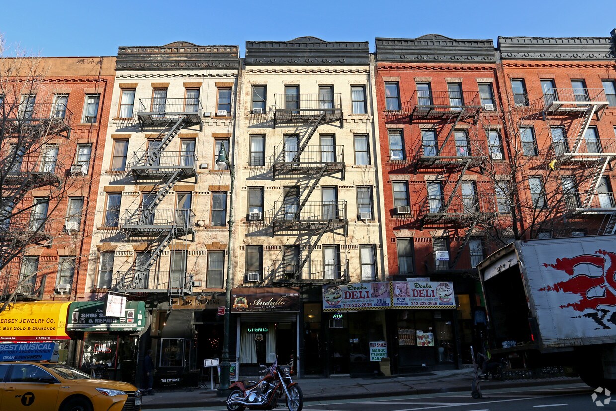 Primary Photo - 947 Columbus Ave