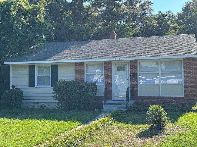 Foto del edificio - 3 bedroom 1 Bathroom House