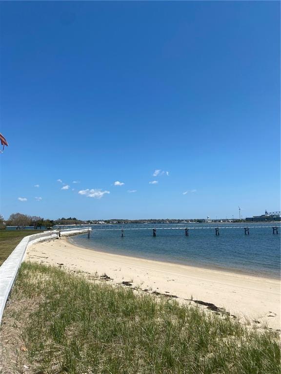 42 Robinwood Rd, Wareham, MA 02532 House Rental in Wareham, MA