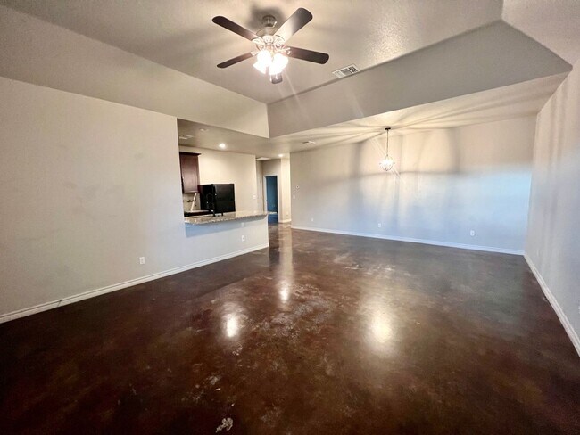 Building Photo - 231 S Water Ln