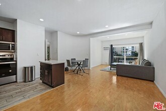 Building Photo - 1440 Veteran Ave