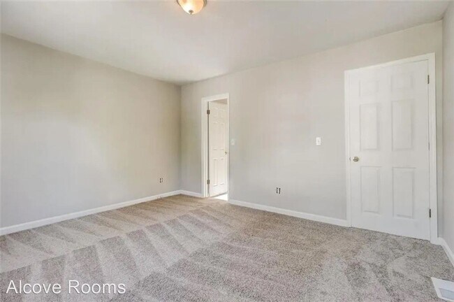 Building Photo - 1 br, 1 bath House - 1291 Ridgecrest Ln SE