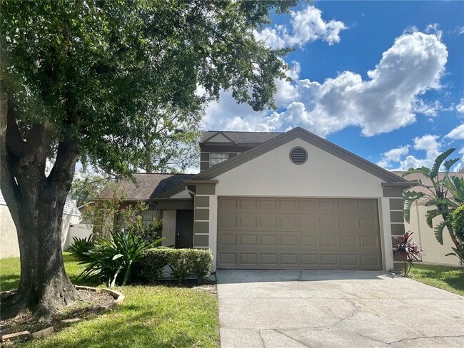 Building Photo - 4925 Cypress Trace Dr